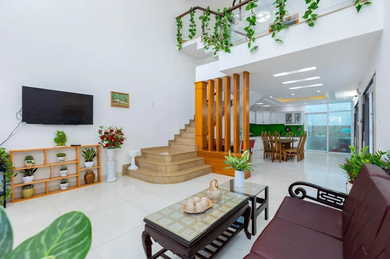 Villa 17 Van Cao - San Vuon Gan Bien Bai Sau Vung Tau