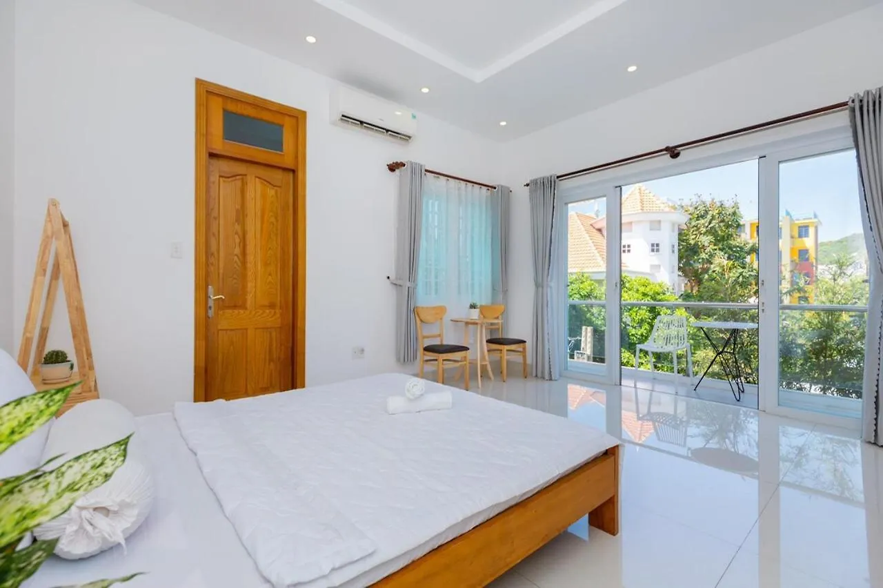Villa 17 Van Cao - San Vuon Gan Bien Bai Sau Vung Tau